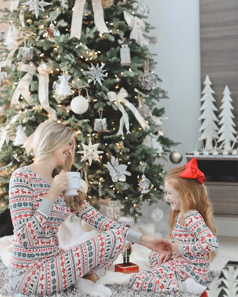 Christmas Family Matching Pajamas Set 2025 Mom Dad Kids Elk Print 2Pcs Clothes Baby Romper Family Look Soft Sleepwear Xmas Gift