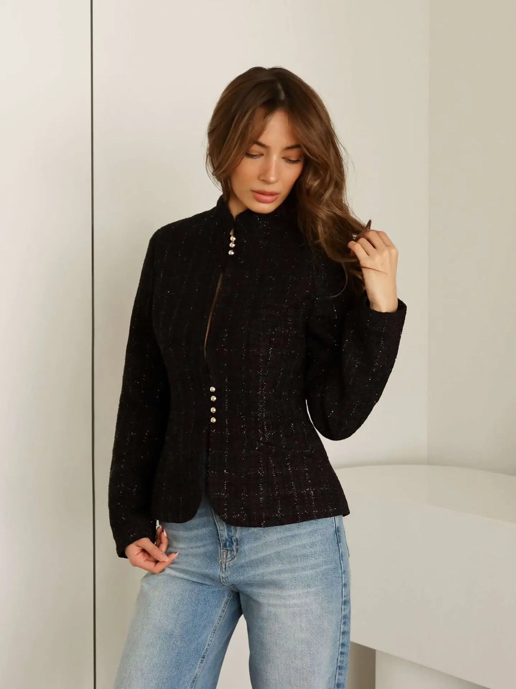 Women's Clothing 2026 Spring New Temperament Stand-up Collar Design Sense Slim Casual Suit Small Blazer