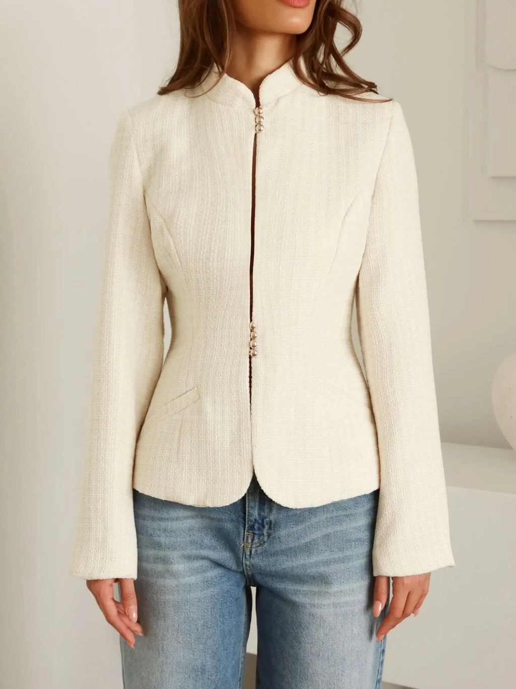 Women's Clothing 2026 Spring New Temperament Stand-up Collar Design Sense Slim Casual Suit Small Blazer